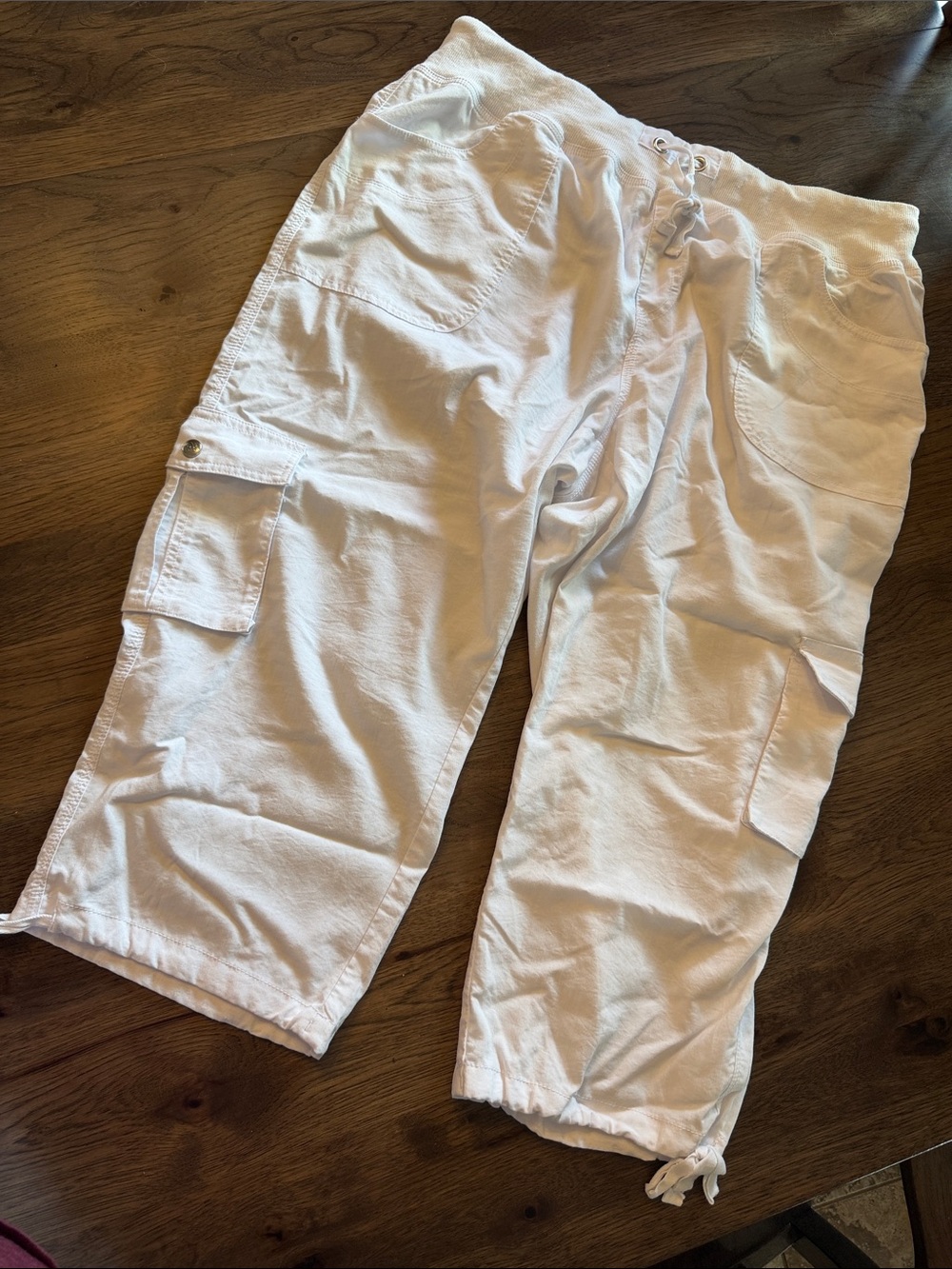 MOFIZ Women's Lightweight White Capri XXL